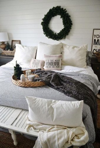 Unique Ways To Decorate Your Space For the Holidays