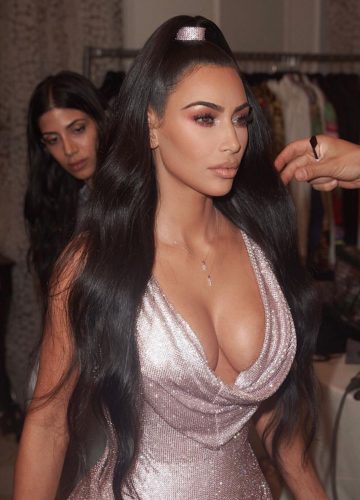 Kim Kardashian West Top Knot